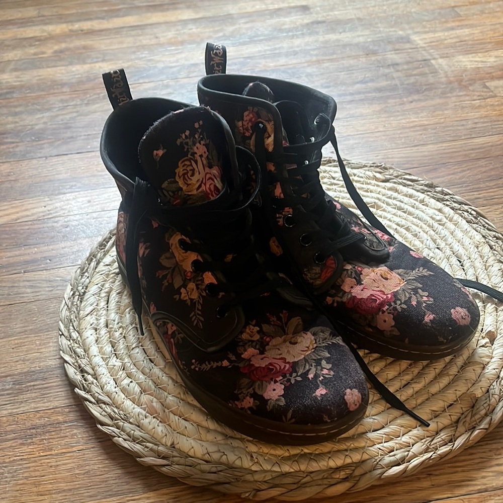 Canvas floral doc martens